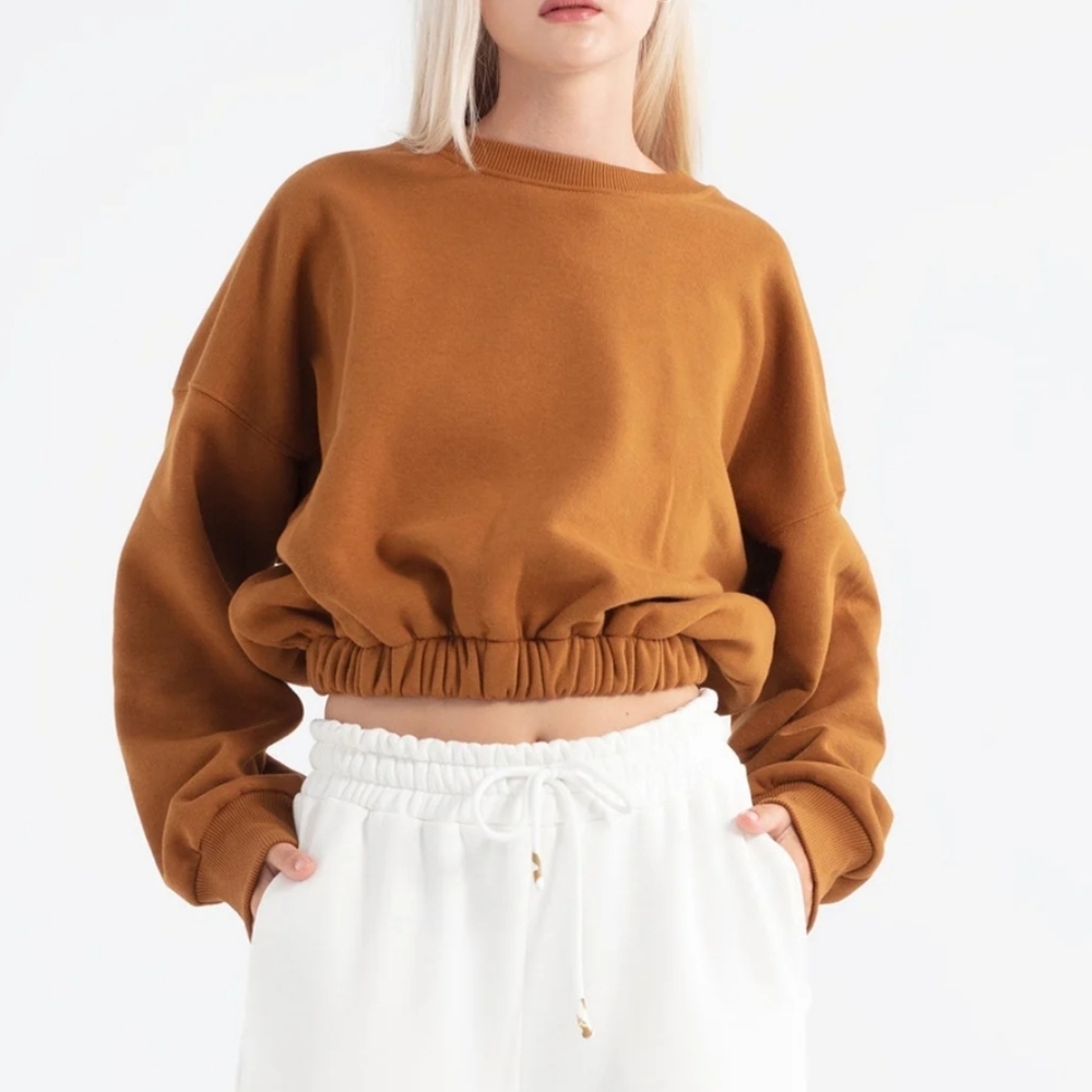 HKR COLLECTION   COPPER CREWNECK SIZE MEDIUM